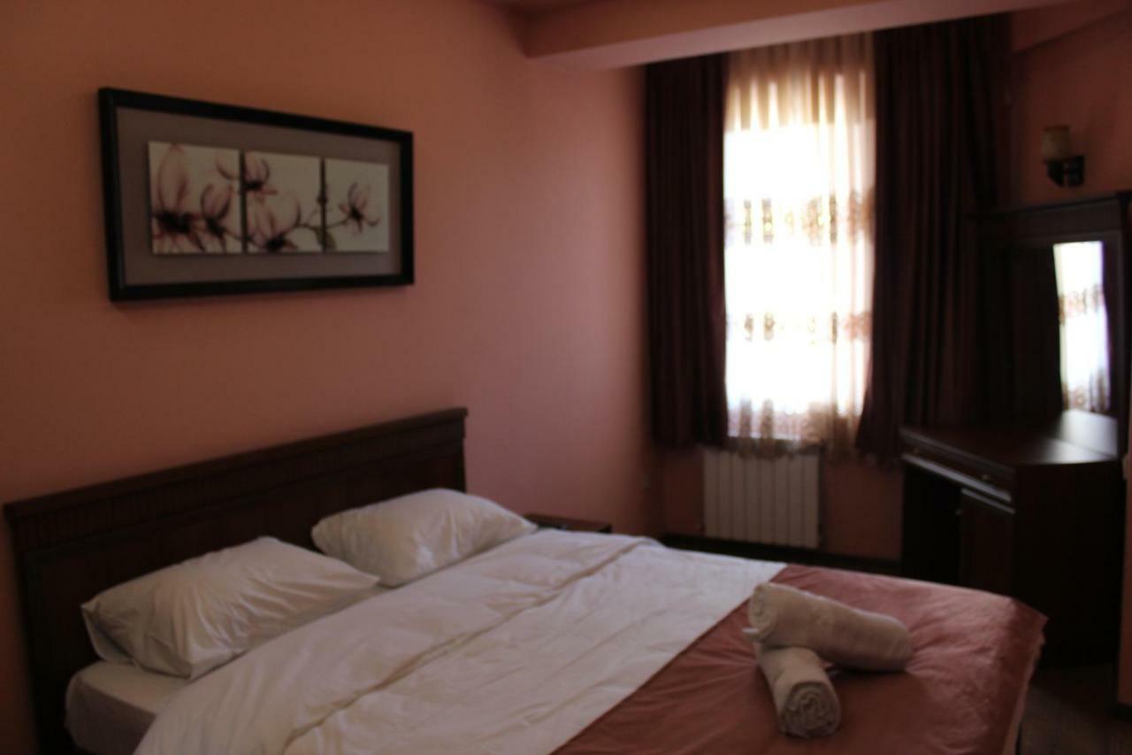 Batumi Apartment In Front Of Sheraton Экстерьер фото