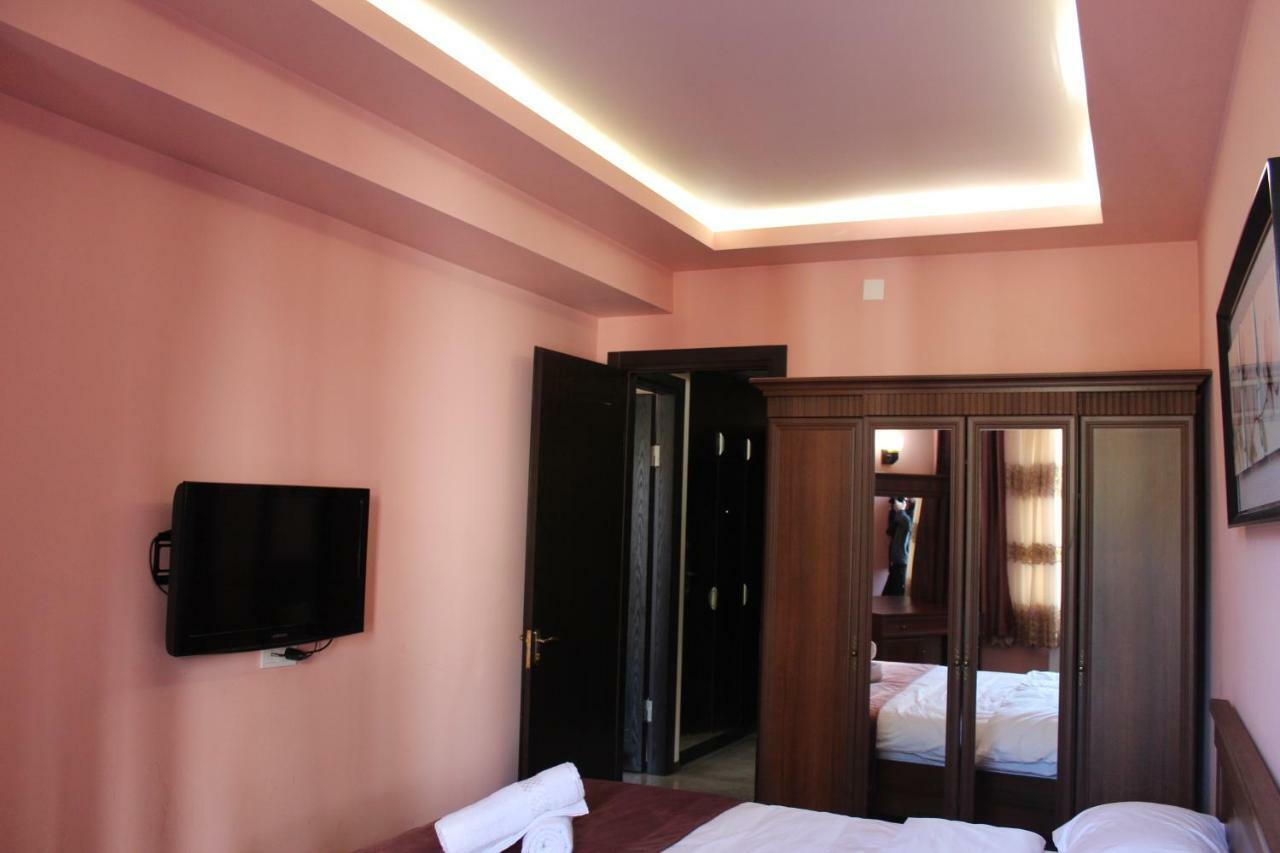 Batumi Apartment In Front Of Sheraton Экстерьер фото