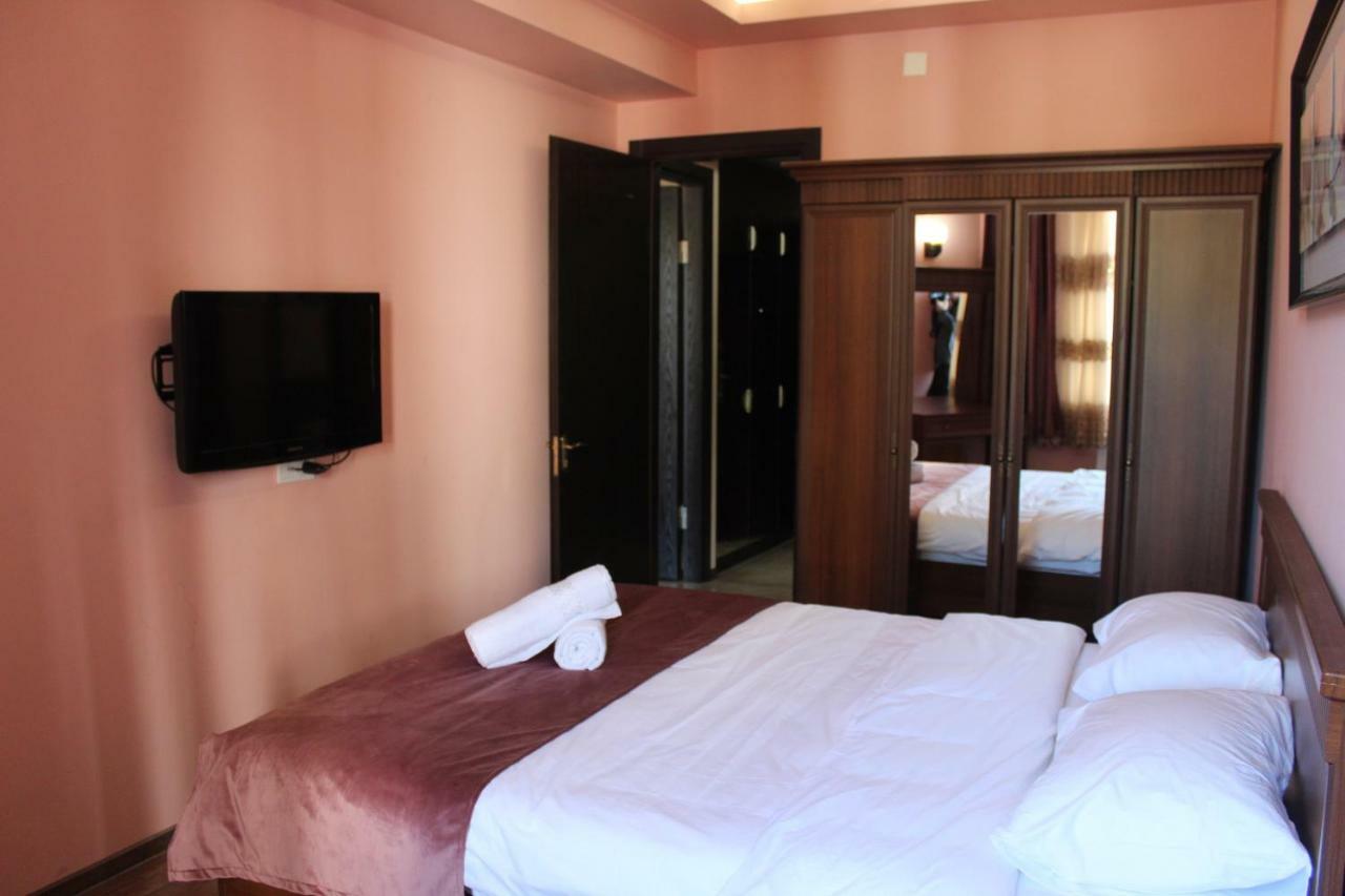 Batumi Apartment In Front Of Sheraton Экстерьер фото