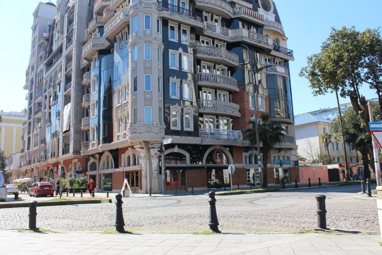 Batumi Apartment In Front Of Sheraton Экстерьер фото