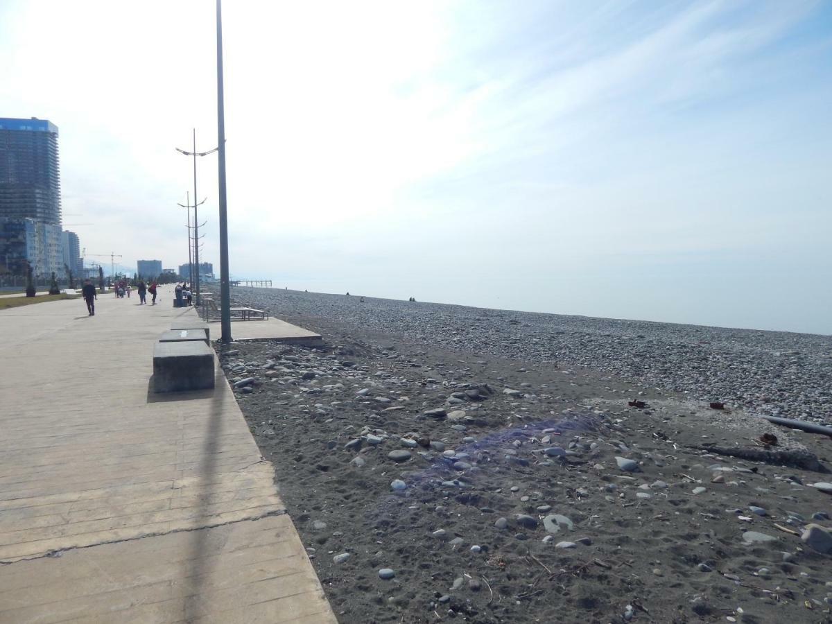Batumi Apartment In Front Of Sheraton Экстерьер фото