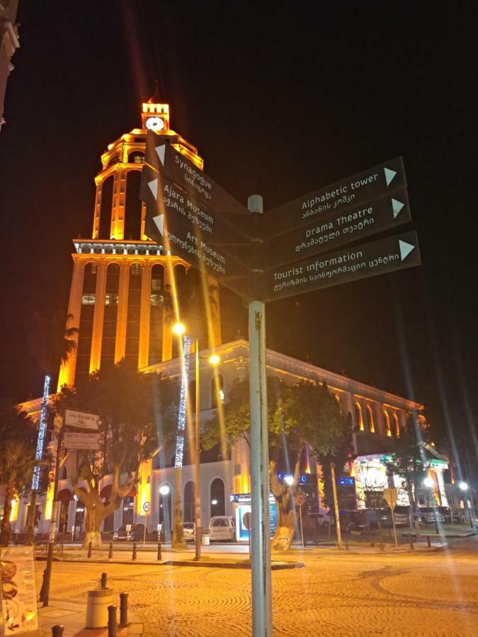 Batumi Apartment In Front Of Sheraton Экстерьер фото